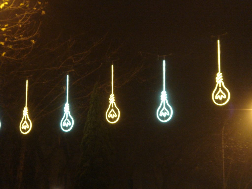 Tiras de LED en forma de bombillas en Salamanca